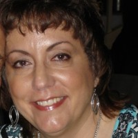 Carolyn Dovo
