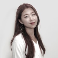 Roselyne Min