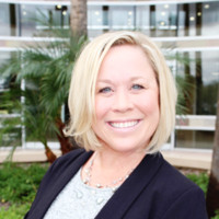 Amy Lindquist-Lawrence
