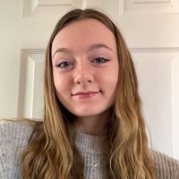 Mia Jones