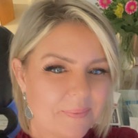 Julie Ellison