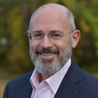 Dr Doug Pucci