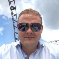 Виктор Новиков