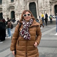 LUCIA PISTILLO