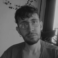 Andrés R