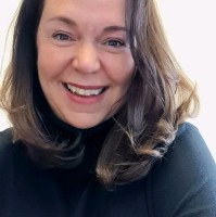 Noelani Siliakus