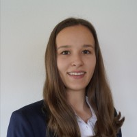 Leonie Doll