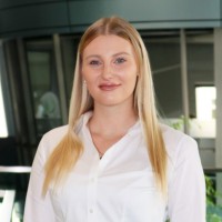 Eva Knirr