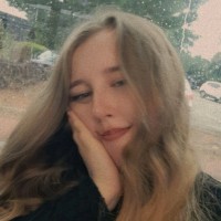 Madeline Dee