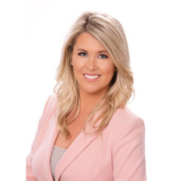 Stephanie Dold