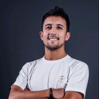 Sebastián Flores