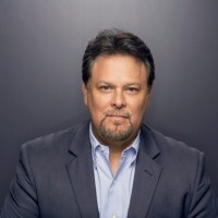 Lee Salazar