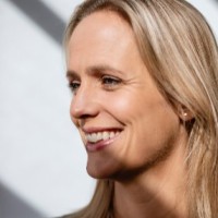 Caroline Hofer
