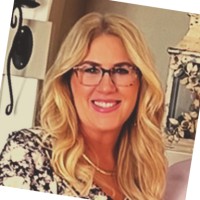Leanne Pogel