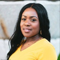 Simone Handy