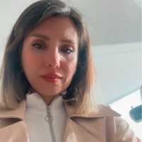 anahita akbari