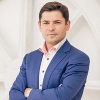 Максим Жуков