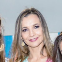 Elisangela Carlos