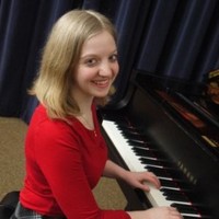 Andrea Huebner