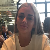 Lauren Davies