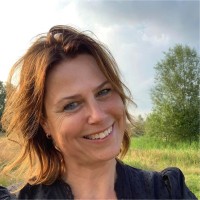Simone Bouwer
