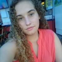 Estefani Finguli