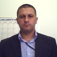 ROBERTO Correa