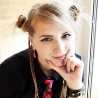 Влада Аксёнова