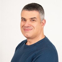 Shmuel Kahn