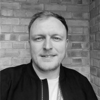 Oliver Nicholson