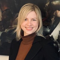 Dr. Anna Poser