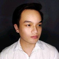Christopher Lazaro