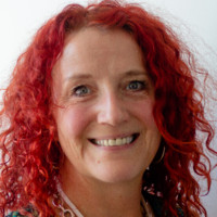 Clare Reynolds