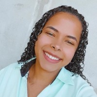 Elaine Santos