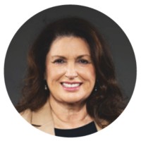 Desiree Bell, Cmm
