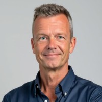 Claus NehmzowClaus Nehmzow is an Influencer