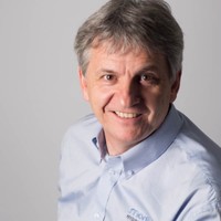 Martin Lowe