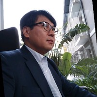 Carlos Kang