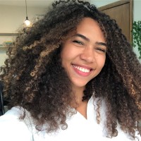 Ana Flauzino