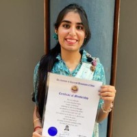 Lavina Dingria