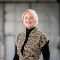 Stephanie Van Leeuwen