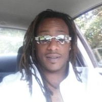Robert Tavarres