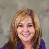 Roberta Hammerbacher, Cic, Crm, Cisr
