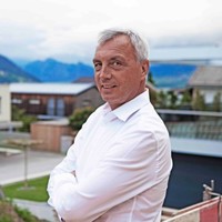 Peter Borchhardt