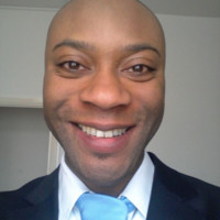 Kwame Akom