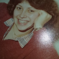Nina Metzger