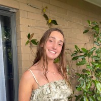 Olivia L’Estrange