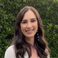Kim Lewis (Burrell)