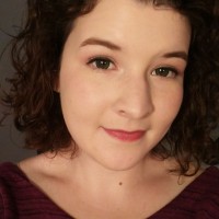Daphne Hacault