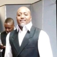 Robert London